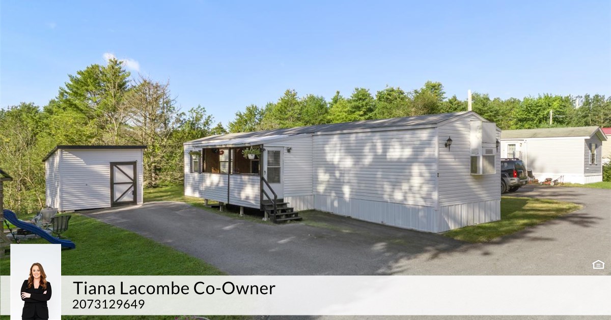 2 Dewey Drive, Topsham, ME 04086